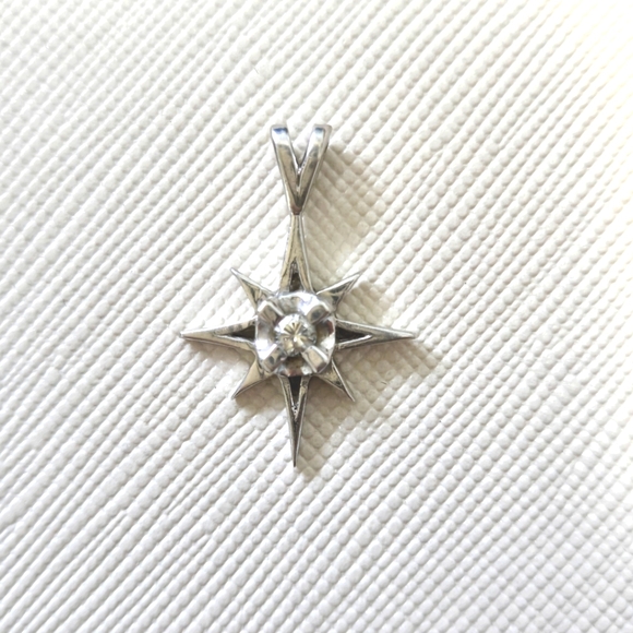 Genuine Diamond Star Pendant